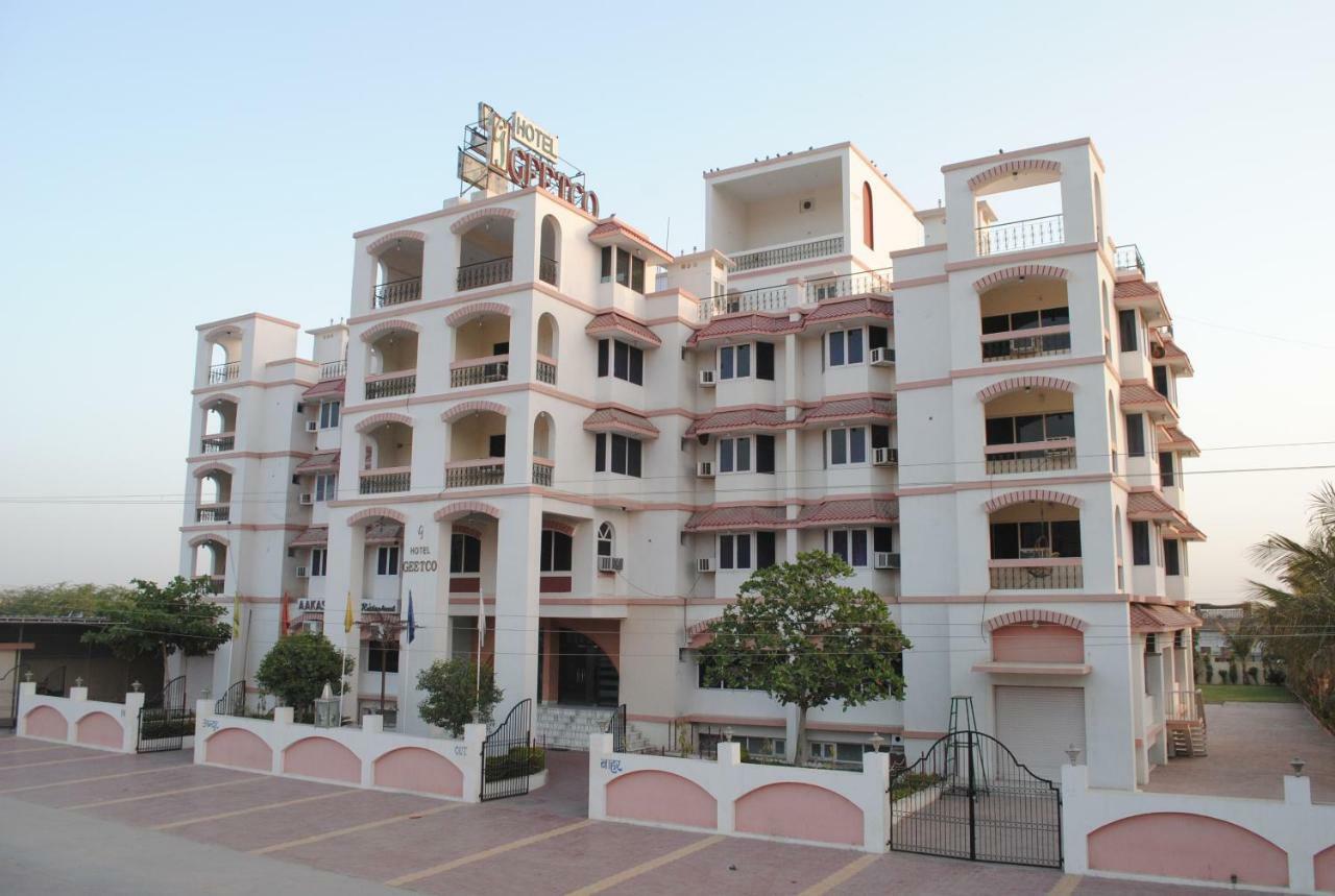 Geetco Hotel Jalor Екстер'єр фото