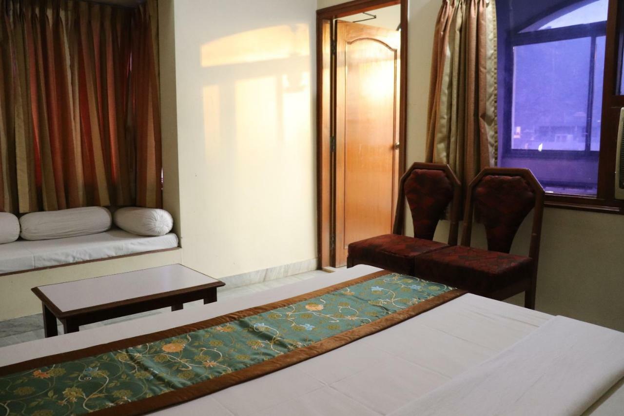Geetco Hotel Jalor Екстер'єр фото