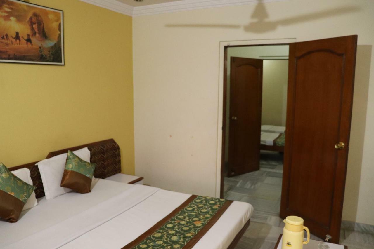 Geetco Hotel Jalor Екстер'єр фото