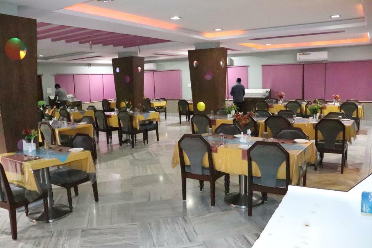 Geetco Hotel Jalor Екстер'єр фото